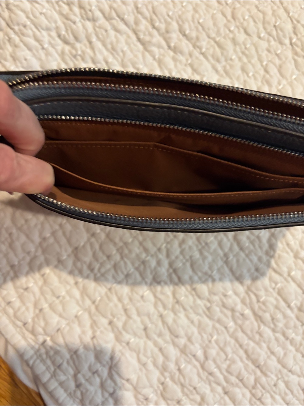 New! Coach Pebbled leather double zip wristlet Wallet. - Picture 11 of 12